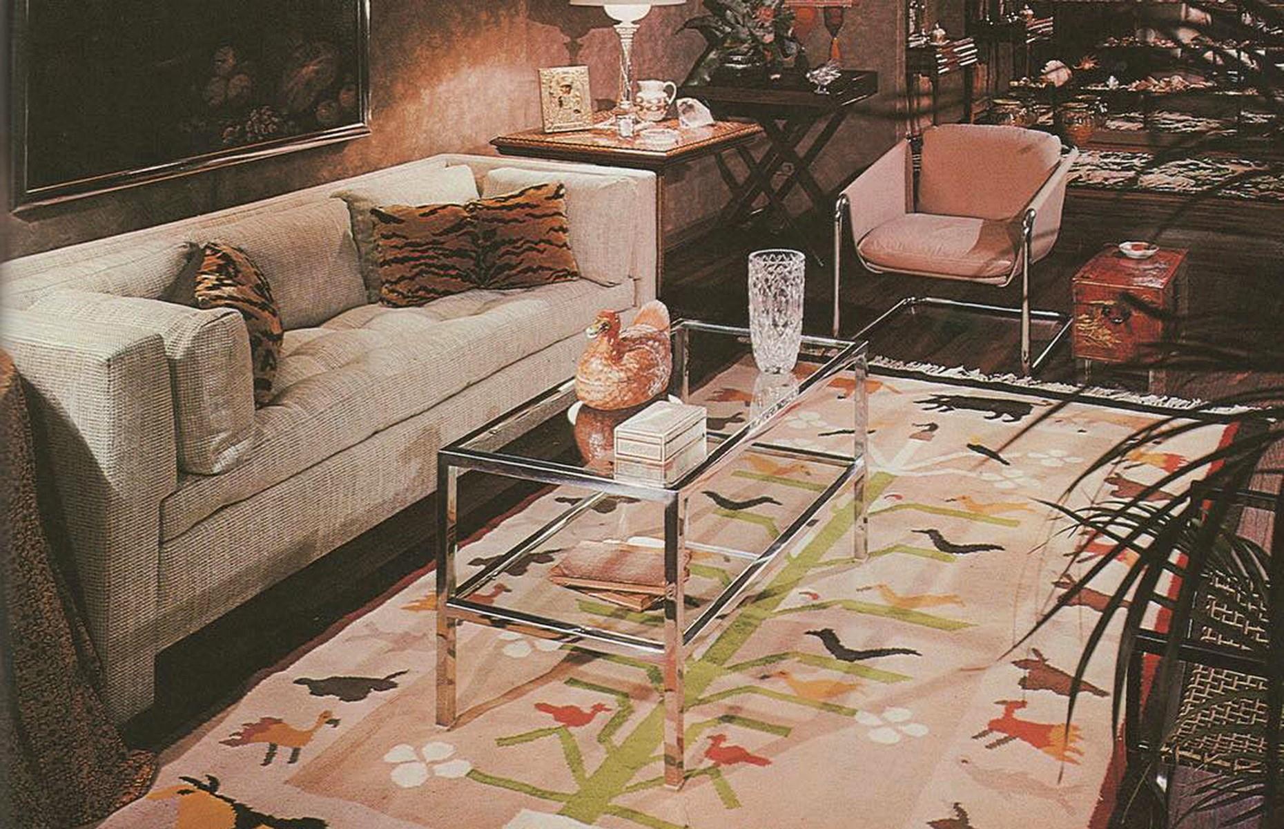 Luxury 1980s living room